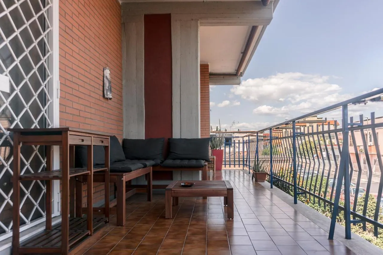 Appartamento Di Design Rome Homestay